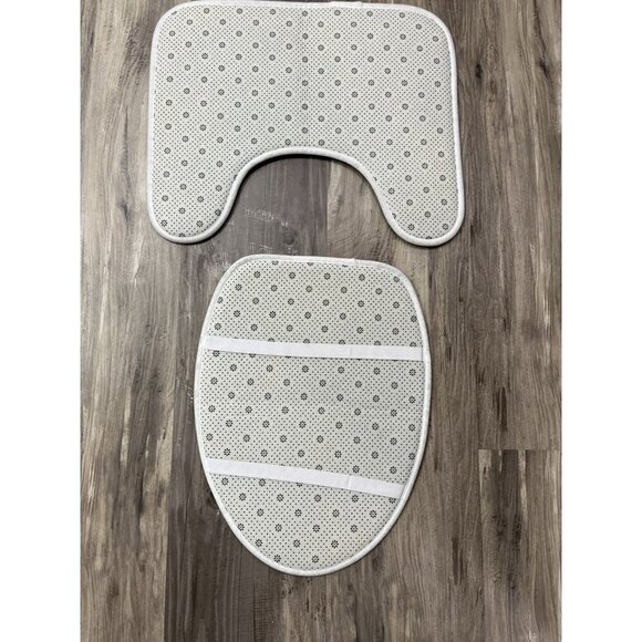 New KISS "Love Gun" Themed Bathroom Set Toilet Cover & Rug RARE Decor Rock Music - Picture 6 of 6